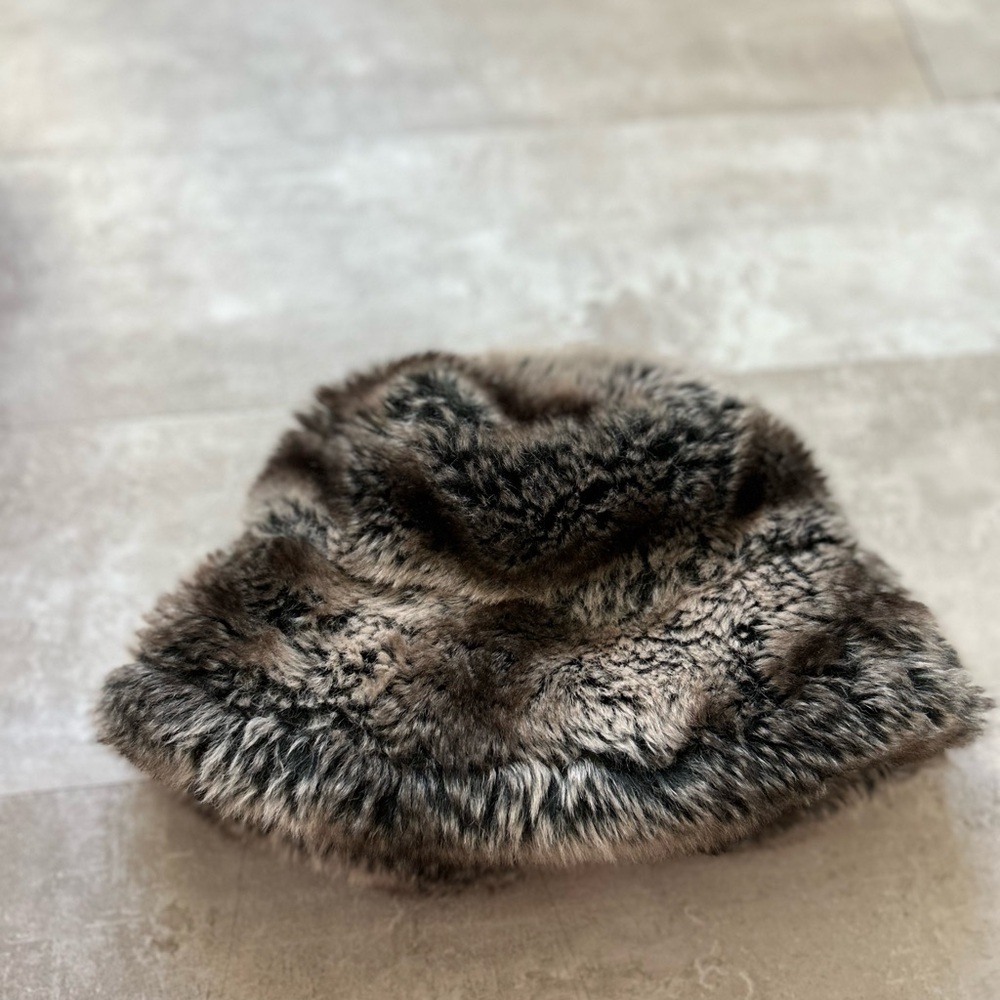 Faux Fur Bucket Hat
